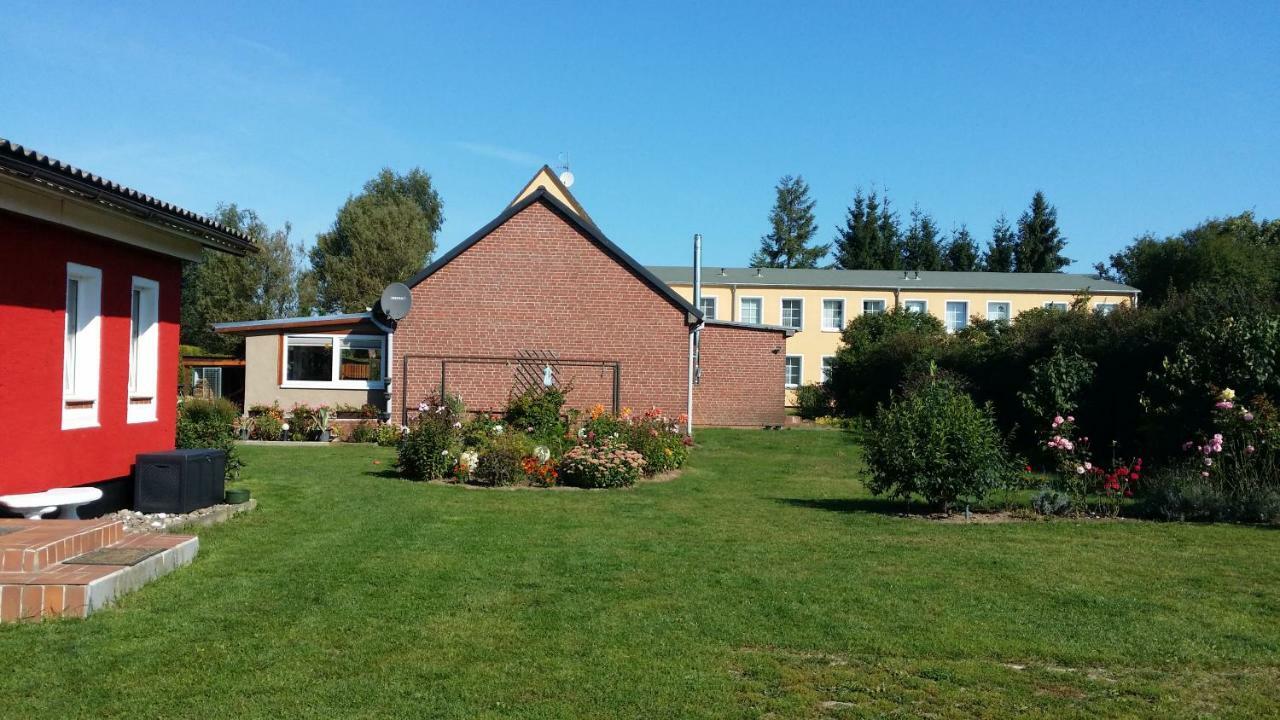 Ferienhaus Storchenweg Mahlzow Buitenkant foto